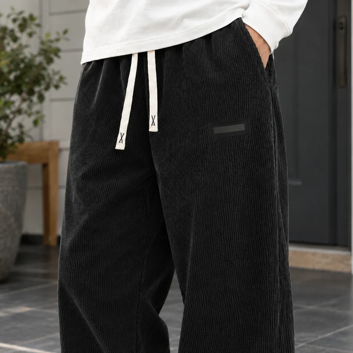 Jonah Relaxed Pants — detail
