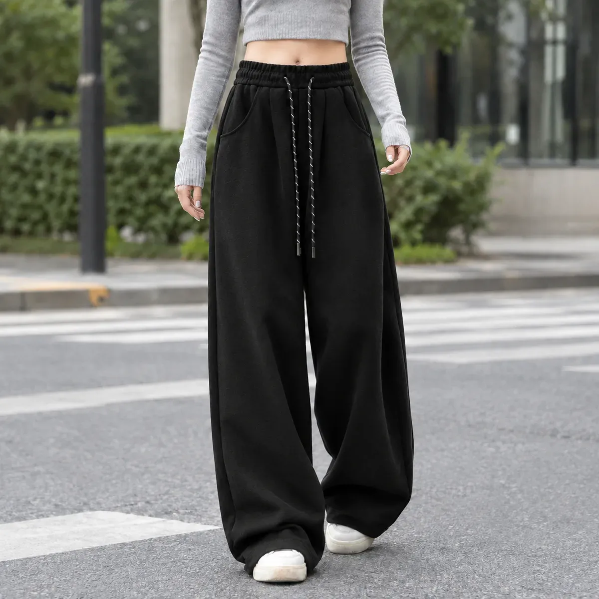 Mara Wide Leg Pants in Black
