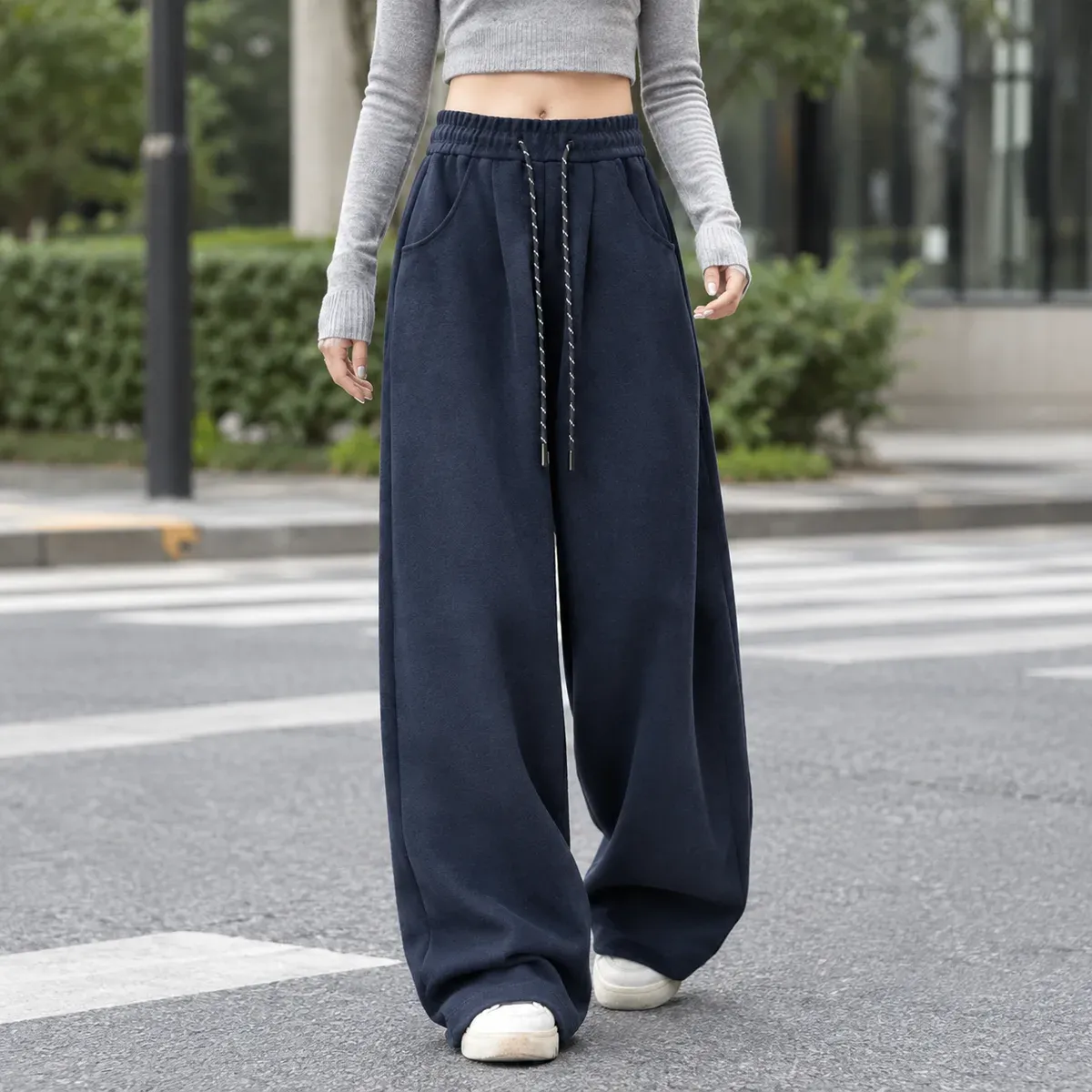 Mara Wide Leg Pants — gallery photograph 1
