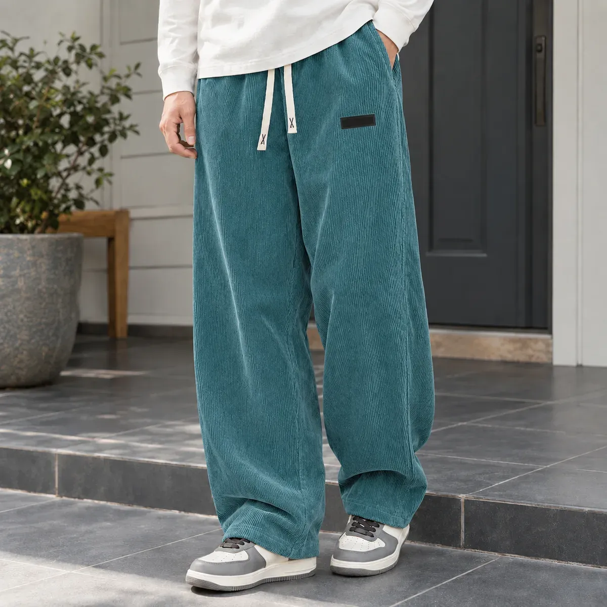 Jonah Relaxed Pants in Lake Blue