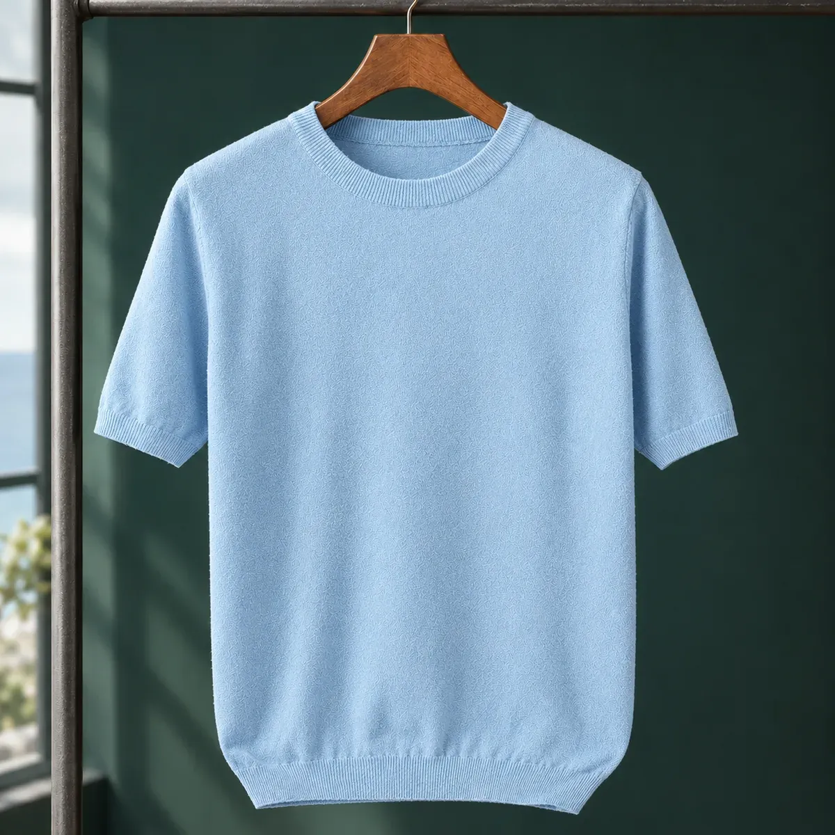 Ludovic-Reid Crew Neck Top in Light Blue