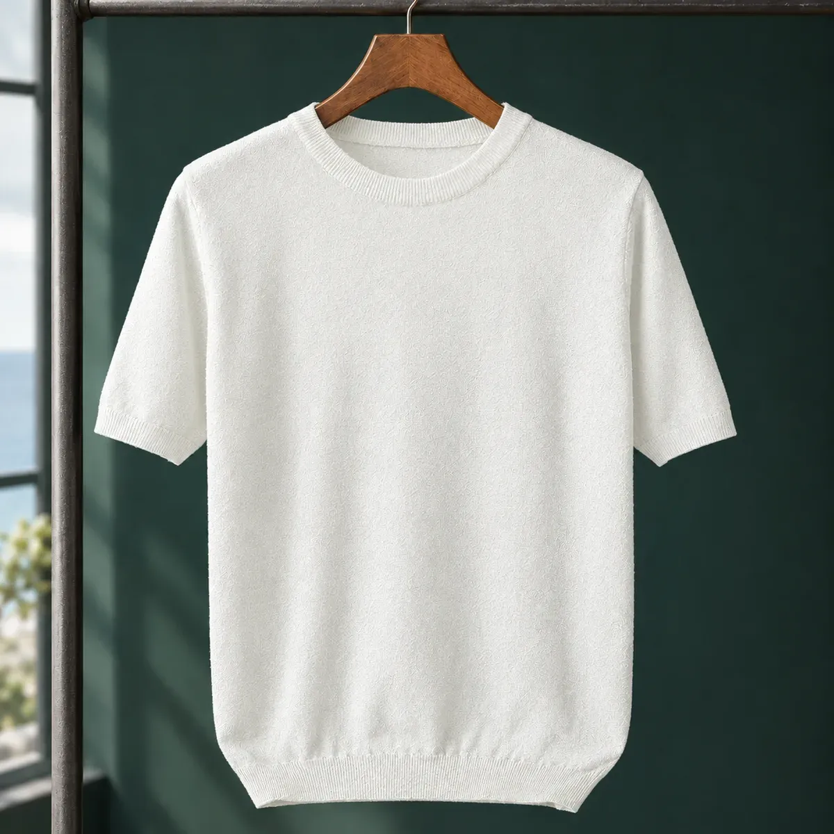 Ludovic-Reid Crew Neck Top in White