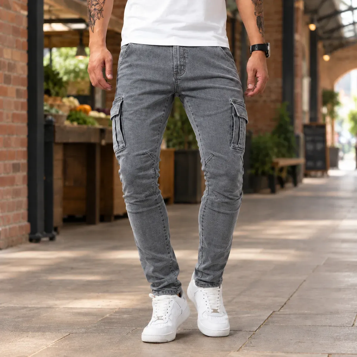 Max Tapered Cargo Pants in Gray